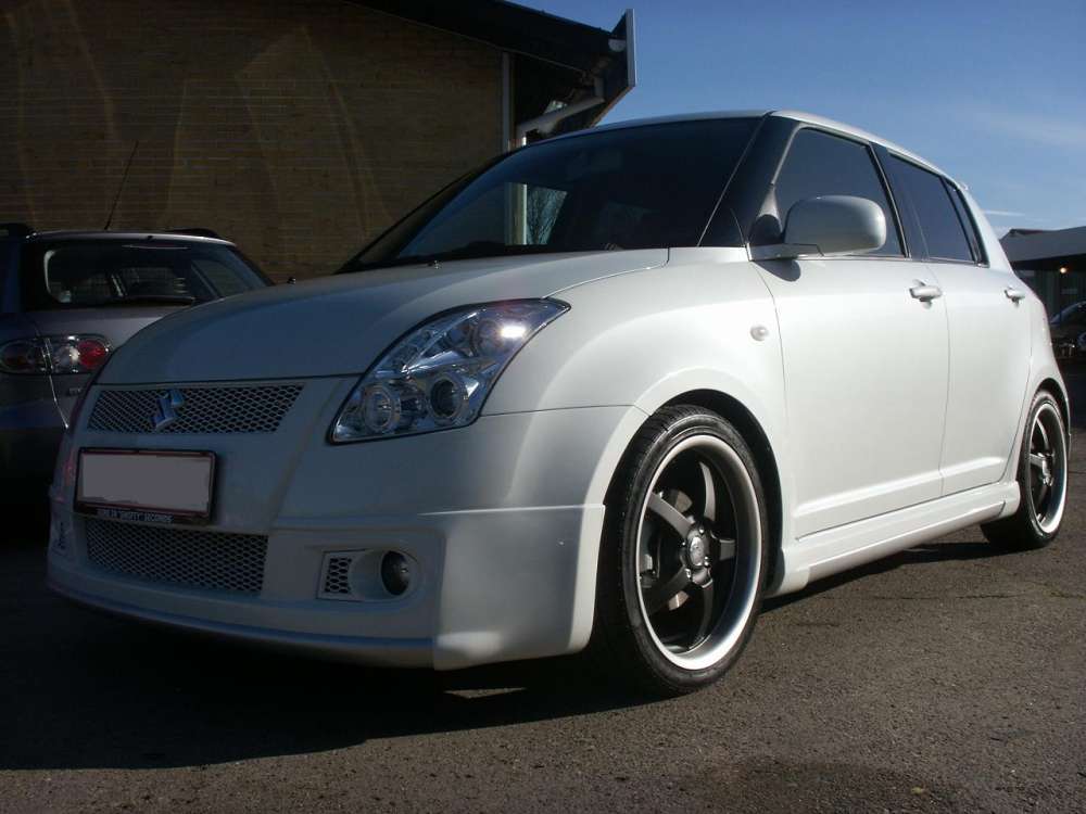 hot Maruti Suzuki Swift download maruti suzuki logo. hot Maruti Suzuki Swift